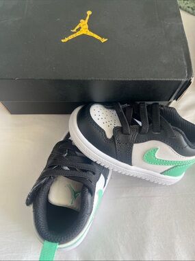 Jordan 1 Low ALT (TD)